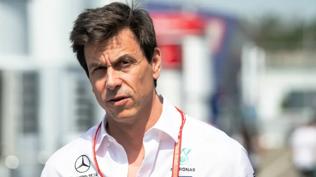 Was macht Toto Wolff Vermögen so hoch? toto wolff