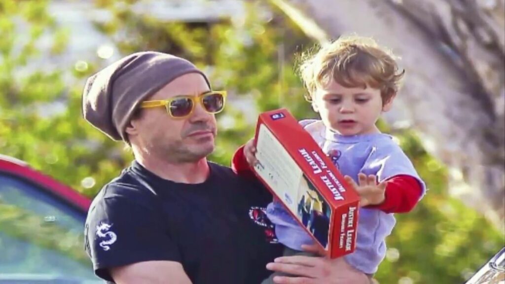 Exton Elias Downey: Alter, Vermögen, Karriere, Lebensstil und Familie exton elias downey