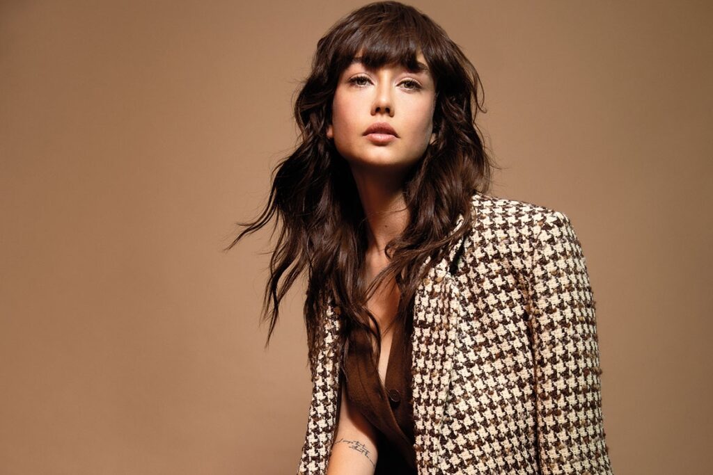 Wer ist Sydney Chandler? Biografie, Alter, Größe, Eltern, Vermögen und aktuelle Updates sydney chandler