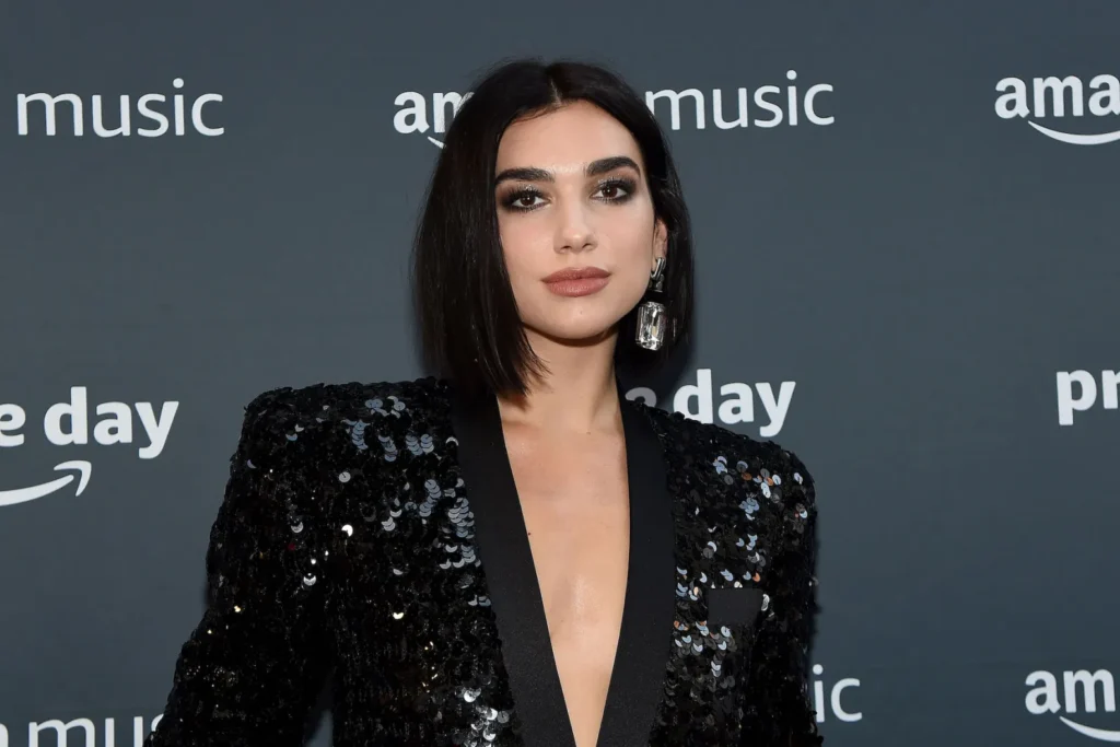 Mit wem ist Dua Lipa jetzt zusammen? dua lipa