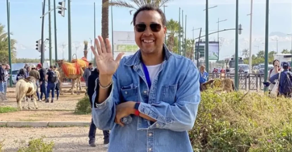 NEW AMSTERDAM WÜRDIGT SCHAVARIA REEVES MIT EINER RÜHRENDEN TITELKARTE schavaria reeves