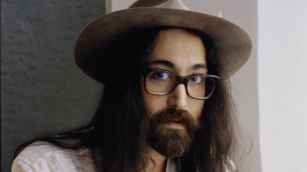 Fakten zu Sean Lennon: Die Freundin, Lieder und Freundschaft von John Lennons Sohn mit Michael Jackson enthüllt sean lennon