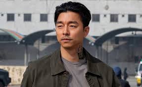Gong Yoo Ehefrau, Alter, Größe, Wiki, Vermögen, Familie, Karriere und Filme gong yoo