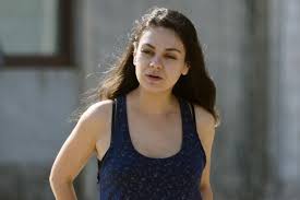 Mila Kunis ungeschminkt: Natürlichkeit im Rampenlicht mila kunis ungeschminkt