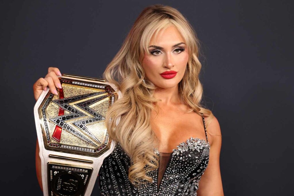 WWE-Star Tiffany Stratton: Alter, Größe, körperliche Merkmale, Beziehungsstatus, Tattoos, weniger bekannte Fakten und mehr tiffany stratton