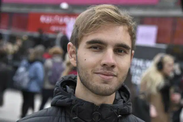 Oscar Bolyos: Ein aufsteigender Stern in der Unterhaltungsindustrie oscar bolyos