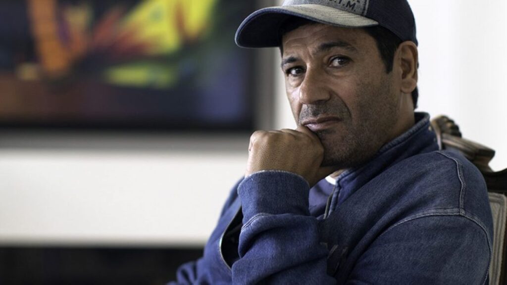 Wo steckt Gilbert Chikli, der maskierte Betrüger, jetzt? gilbert chikli