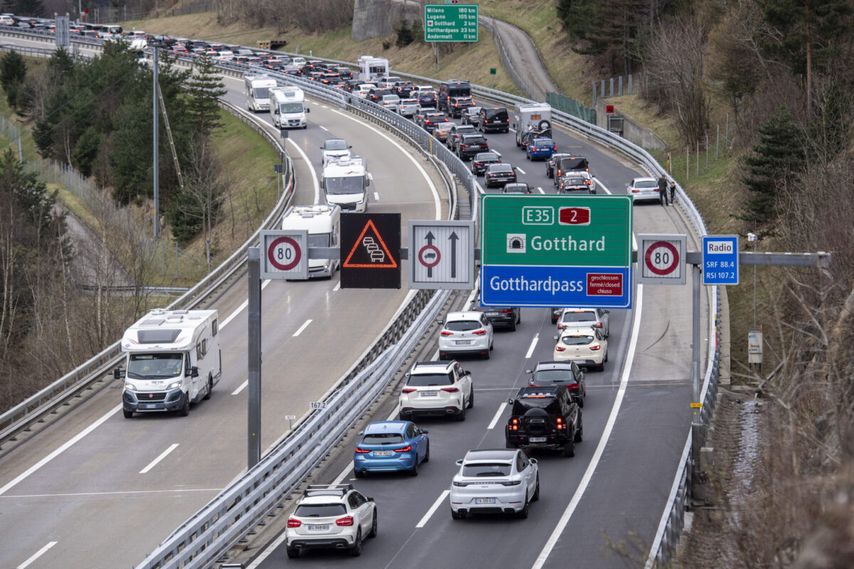 Gotthard Tunnel Stau Aktuell