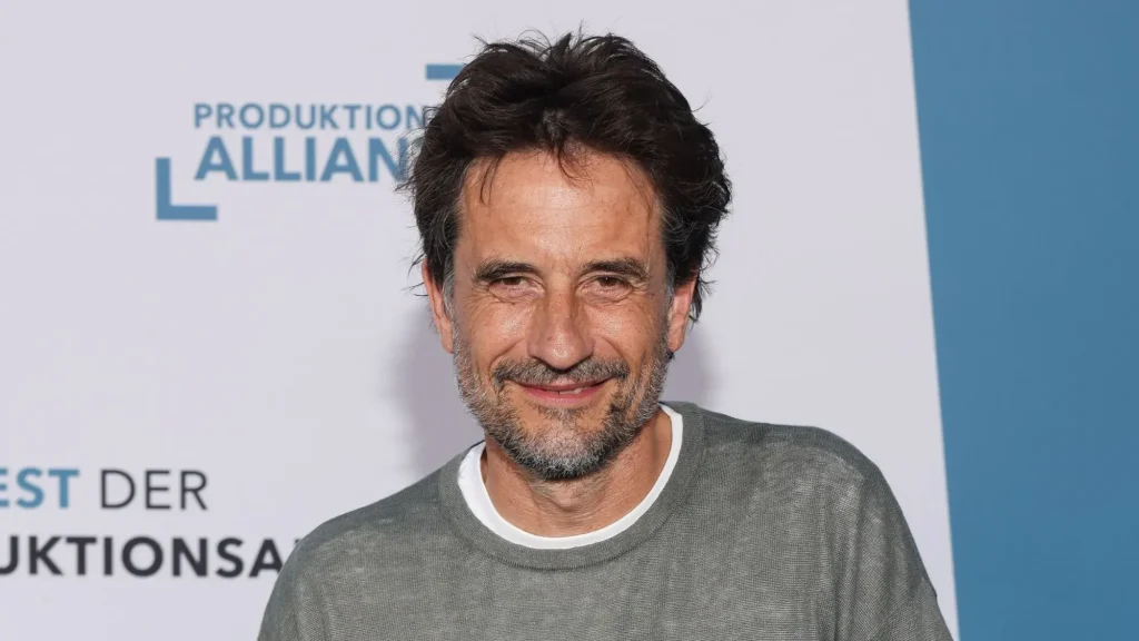 Oliver mommsen todesursache: Lebt der Schauspieler noch? oliver mommsen todesursache
