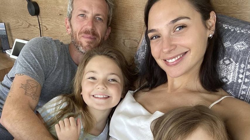 Gal gadot ungeschminkt: natürliche Fotos, Make-up und echte Fakten gal gadot ungeschminkt